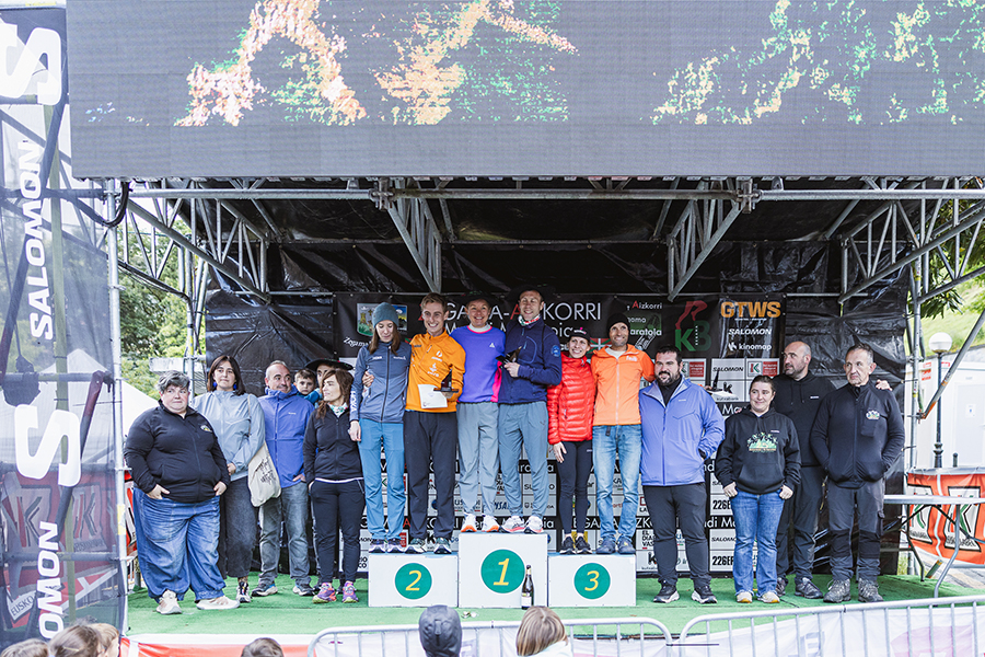 Stian Angermund y Nienke Brinkman se imponen en el Kilómetro Vertical de la Zegama-Aizkorri post thumbnail image